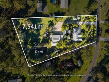 The Ultimate Entertainer's Retreat on Just Shy of 2 Acres