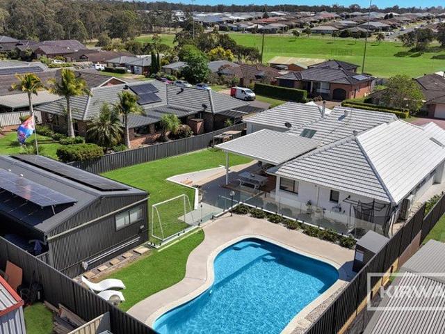 The Ultimate Family Entertainer Renovated, Stylish & Ready for Summer