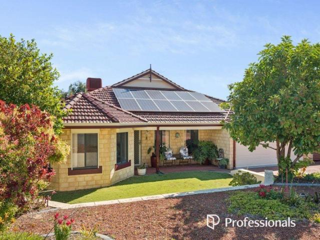 The Ultimate Family Entertainer with Workshop & Parking Galore!
