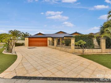 THE ULTIMATE FAMILY HOME, SPACE, STYLE, COMFORT!