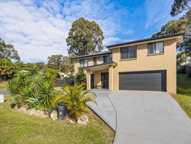 THE ULTIMATE FAMILY HOME WITH DUAL STREET ACCESS