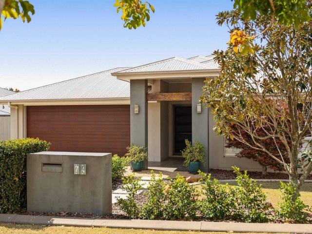 The Ultimate Family Package Pool, Shed & Space to Enjoy!