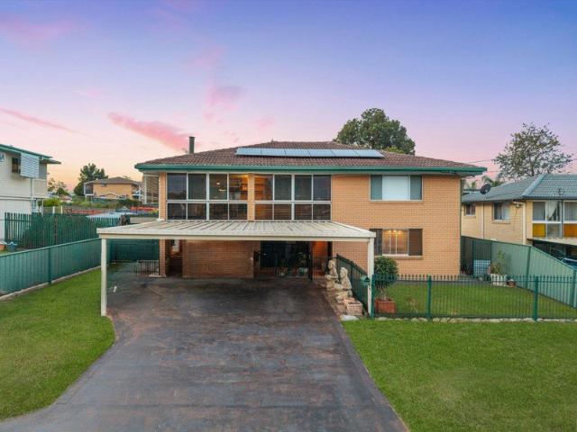 The Ultimate Family Retreat in the Heart of Raceview