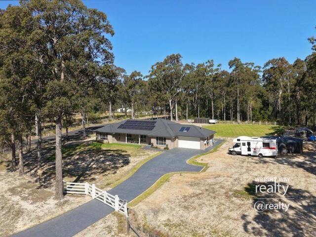 THE ULTIMATE FAMILY RETREAT: PREMIUM ACREAGE LIVING IN THE JERVIS BAY REGION