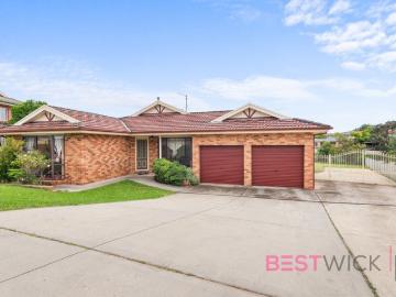 The Ultimate Family Upgrade Pool, Shed & Space on 1406sqm