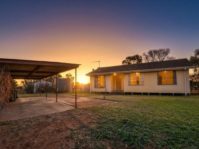 THE ULTIMATE HOBBY, WEEKENDER OR HOME SWEET HOME