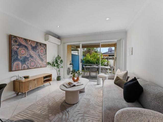 Discover the Beauty and Convenience of Ascot in this Beautiful Ground Floor Unit