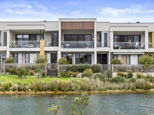 The Ultimate In Coastal Townhouse Living