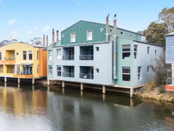Crackenback, Snowy River, Victoria - Balcony