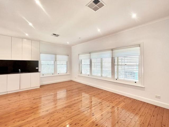 Ultimate Large Family Home Near The Beach & Mahon Pools