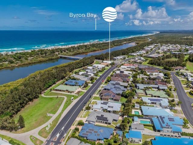 The Ultimate Lifestyle Location In 'Black Rocks' The closest home to the beach !