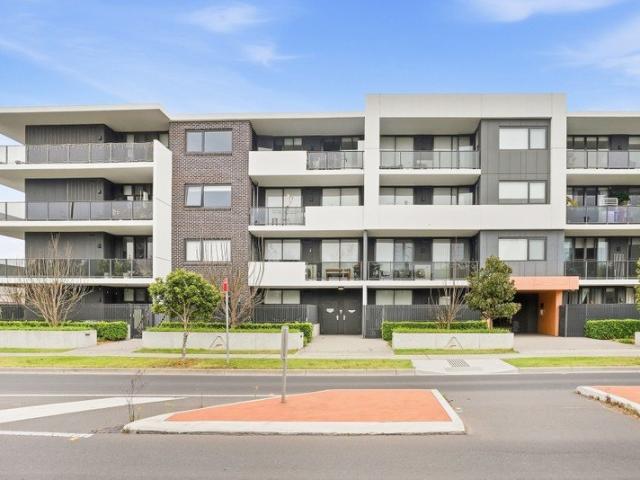The Ultimate Lifestyle Upgrade: Expansive Living with Park Views & Premium Finishes