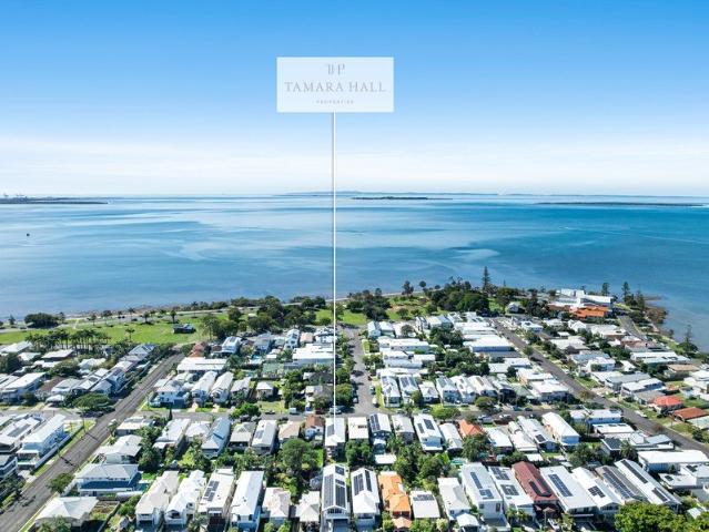 Purpose Built Dual Living in One of Manly's Most Prestigious Streets | One Street from the Manly Esplanade