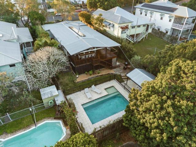 The Ultimate Shorncliffe Lifestyle Awaits!
