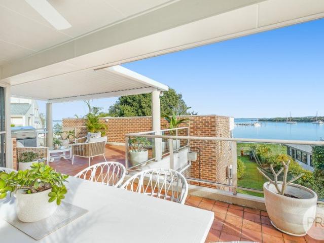 The Ultimate Waterfront Lifestyle Awaits