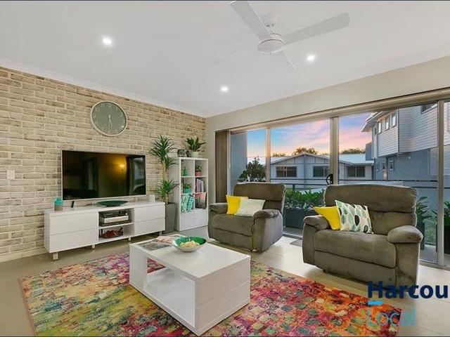 The Ultimate Townhouse Living At It's Best!