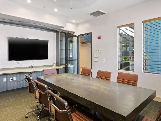 The Urban 2 Bedroom Apartment for Rent at 3601 E Mcdowell Rd, Phoenix, AZ 85008
