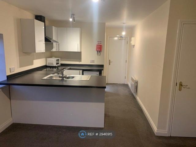 The Uxbridge Arms, Chasetown, Burntwood WS7, 1 bed flat to rent, £725 pcm | PrimeLocation