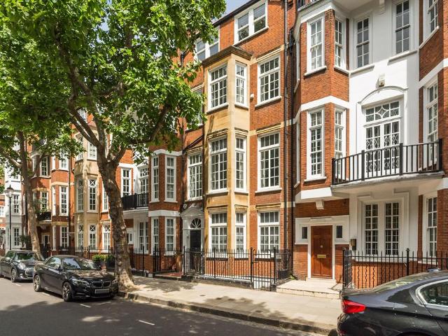 The Vale, Chelsea, London SW3 6 bed terraced house to rent £38,783 pcm £8,950 pw