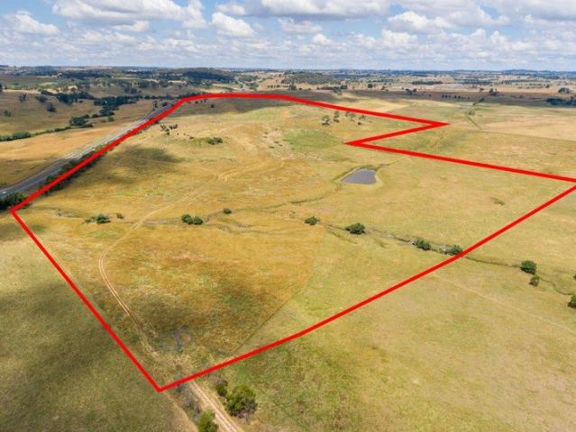 The Valley 146 acres, 12 kilometres to Orange