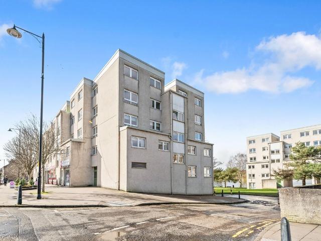 The Vennel, Linlithgow EH49, 2 bed flat to rent, £1,100 pcm | PrimeLocation