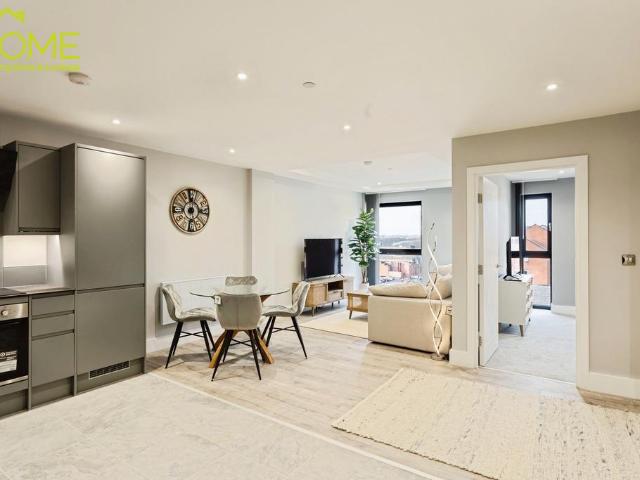 The Vera Mitchell Building, 54. 1 bed flat to rent £1,090 pcm £252 pw