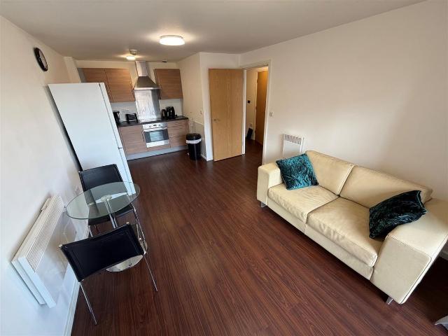 The Vibe, Broughton Lane, Salford M7, 1 bed flat to rent, £1,025 pcm | PrimeLocation