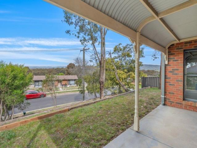 The Views Quality 3 br Home Ensuite Garage