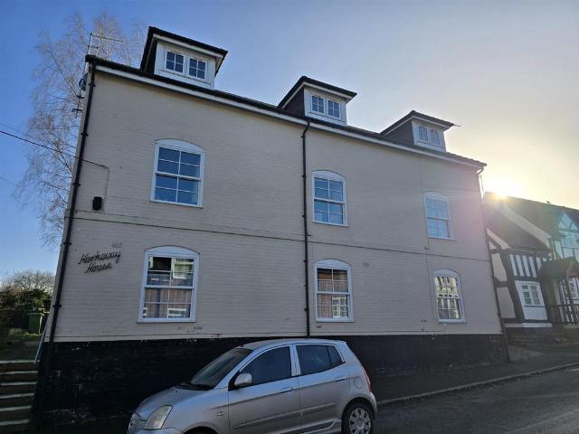 The Village, Chaddesley Corbett. 1 bed apartment to rent £675 pcm £156 pw