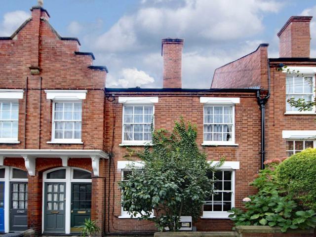 Theatre Street, Battersea SW11, 1 bed flat to rent, £2,400 pcm | PrimeLocation