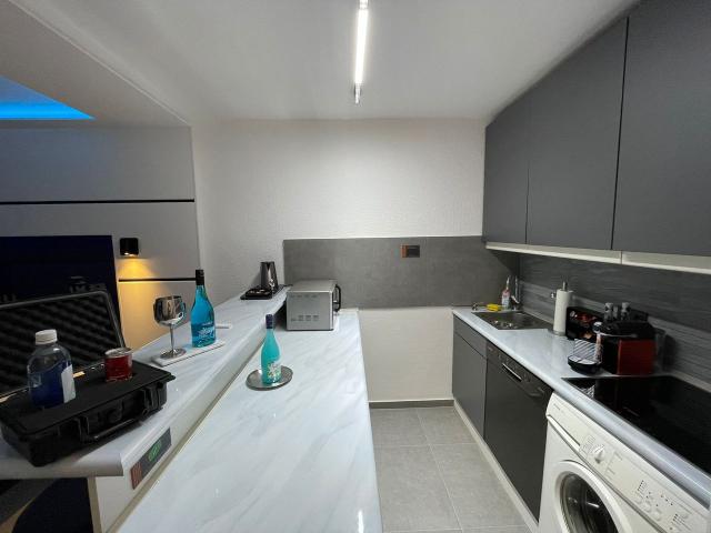 Themenpartment STARCRUISER, Gelsenkirchen Amsterdam Apartments for Rent