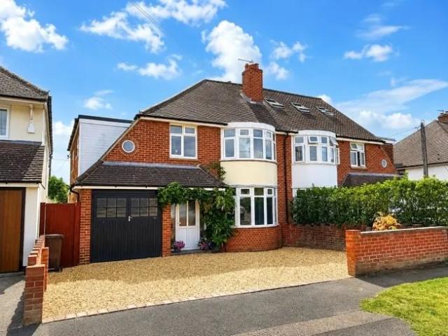 Thesiger Road, Abingdon