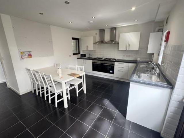 Thesiger Street, Cardifff CF24 7 bed house to rent £4,200 pcm £969 pw