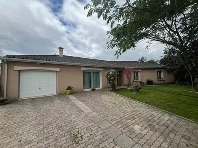 Thiviers 24800 Achat / Vente maison 5 pièces t5 parking