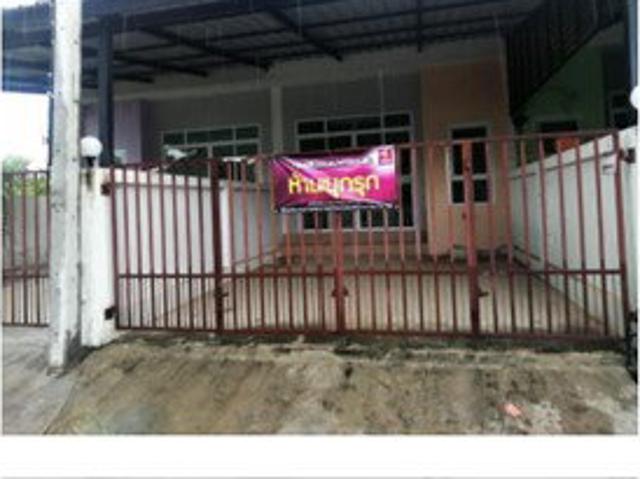ที่ดินพร้อมสิ่งปลูกสร้าง 23.2 ตร.วา เมืองสุรินทร์ สุรินทร์ 1.3M