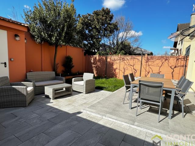 THIAIS CENTRE MAISON 3/4CH TERRAIN 198M2