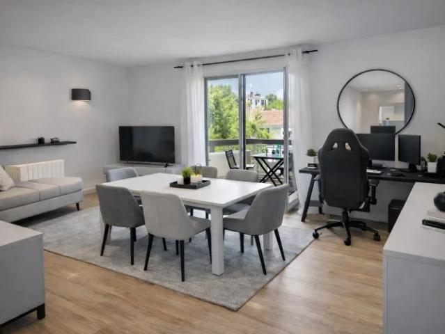 Thiais centre – 3P lumineux avec beau balcon et box en sous sol