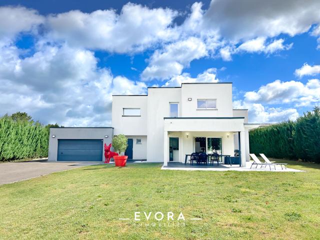 THIAUCOURT REGNIEVILLE ? Magnifique maison contemporaine terrain de 1 500 m2