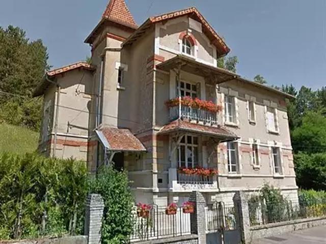 Thiaucourt Regniéville 54470 Achat / Vente maison 8 pièces t8 terrasse parking