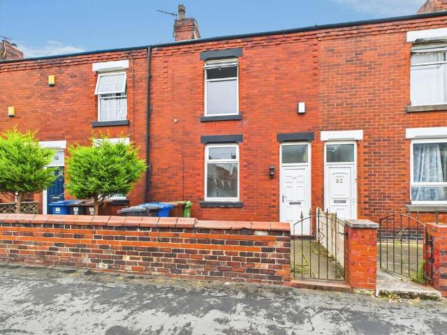 Thickness Avenue, Wigan, WN6 2 bed terraced house to rent £800 pcm £185 pw