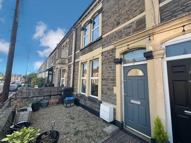 Thicket Road, Bristol BS16, 2 bed property to rent, £1,500 pcm | PrimeLocation