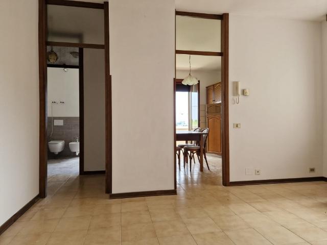 Thiene AFFITTASI APPARTAMENTO COMPLETAMENTE ARREDATO