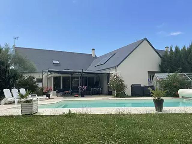 Thilouze 37260 Achat / Vente maison 7 pièces t7 piscine terrasse