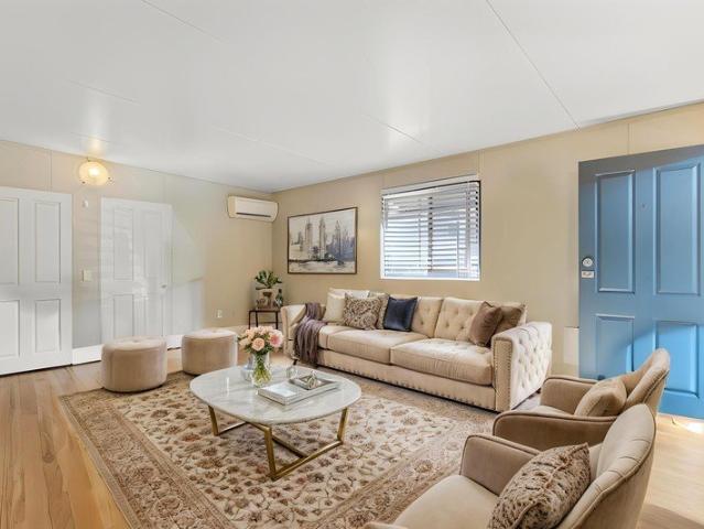 Thinking of Downsizing? Look No Further!