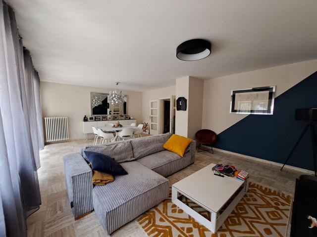 THIONVILLE QUARTIER ST FRANCOIS TRES BEAU F4 CUIS EQUIPEE