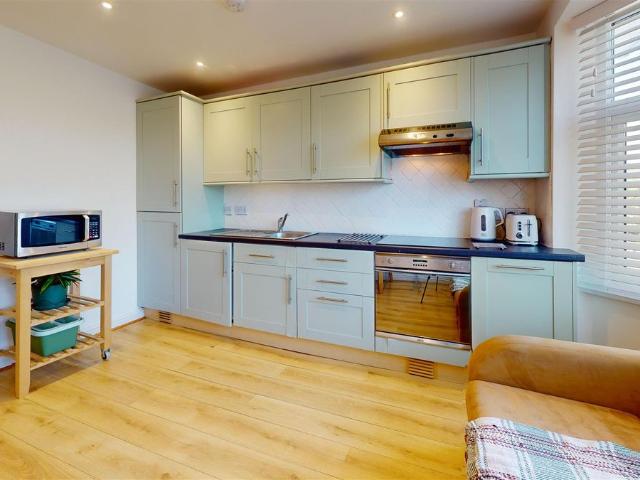 Third Acre Rise, Oxford OX2, Oxford, 2 bed flat to rent, £3,033 pcm | PrimeLocation
