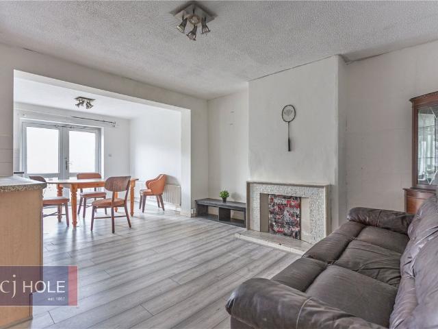 Third Avenue, Bristol BS7, 4 bed shared accommodation to rent, £2,500 pcm | PrimeLocation