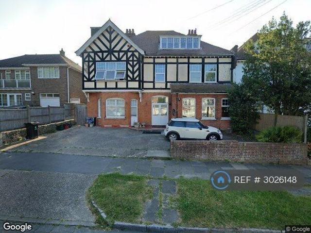Third Avenue, Frinton On Sea, CO13 Studio to rent £600 pcm £138 pw