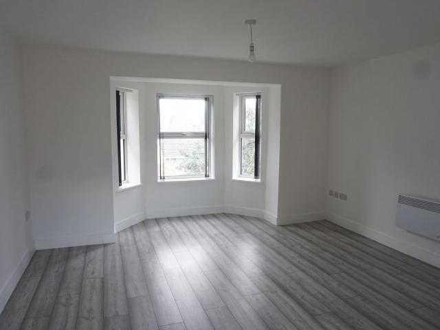 Third Avenue, Nottingham NG7, 1 bed flat to rent, £795 pcm | PrimeLocation