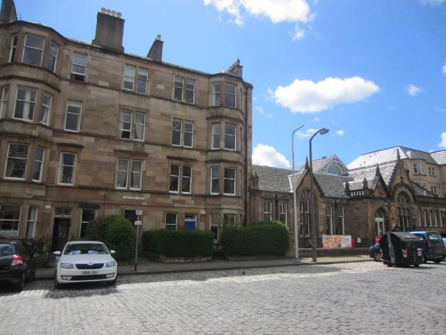 Thirlestane Road, Marchmont, Edinburgh EH9, 2 bed flat to rent, £1,995 pcm | PrimeLocation